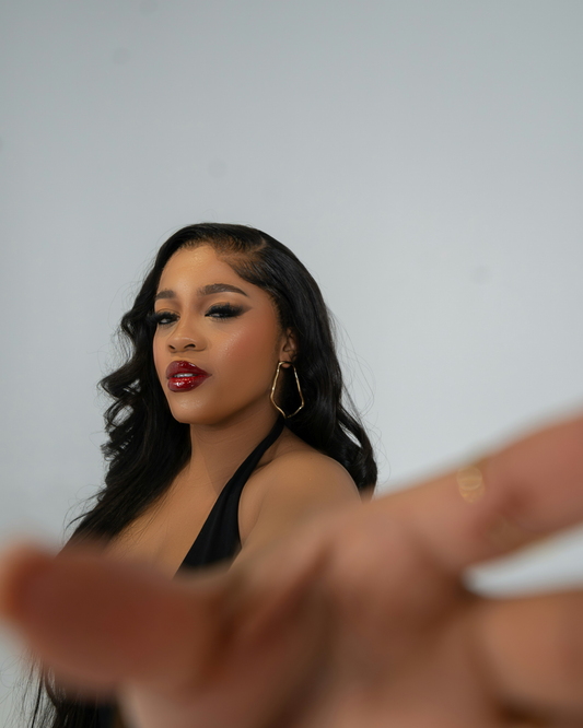How to Remove Lace Glue Without Damaging Your Edges